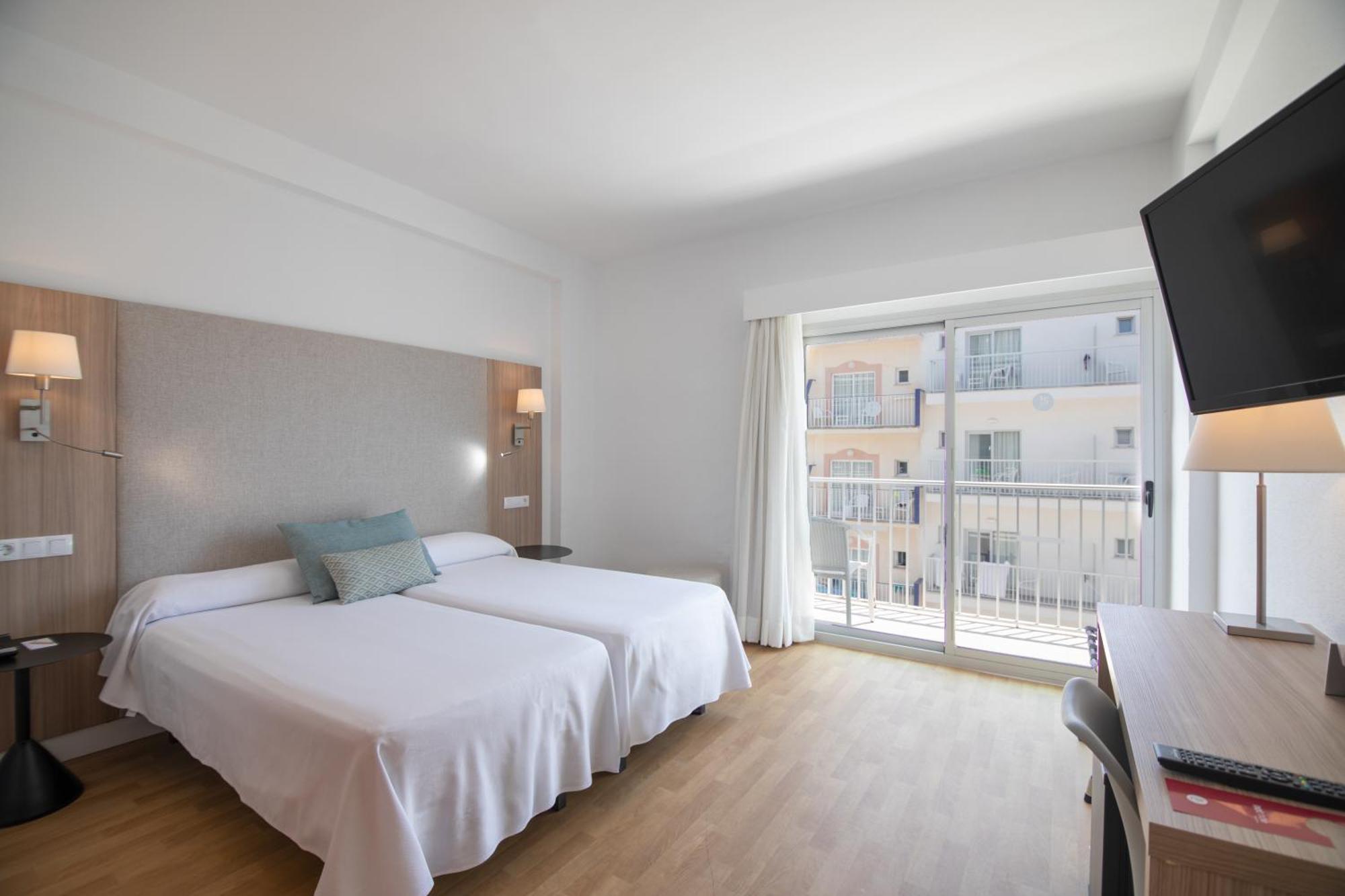 Double Room with Balcony,1614351309:JPEG